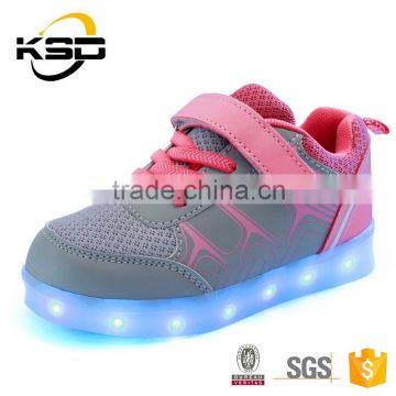 2016 Hot Selling wholesale shoe soles Rubber Kid Shoe LED Light Shoes