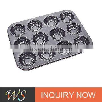 12 Cups Non-stick Baked Carbon