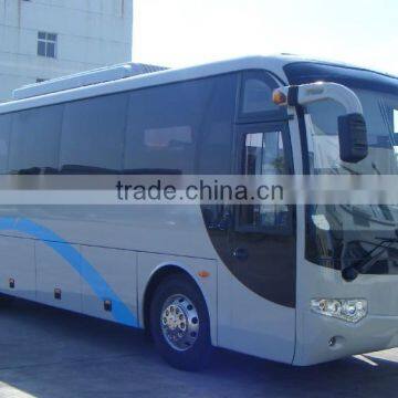 Dongfeng EQ6105L3G 4x2 10m diesel tourist bus for sales