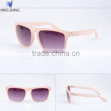 2015 Hot Selling Fashionable Handy and Light PC Candy Color Sunglasses Wholesale China Factory Multicolor