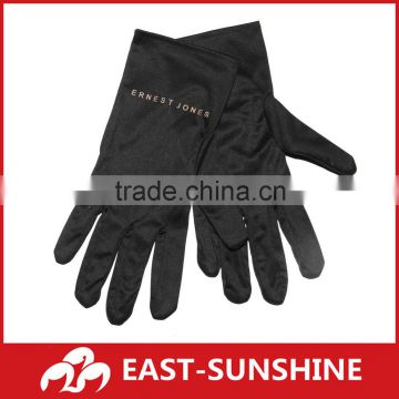 eco-friendly,soft touch and safe used microfiber watch cleaning gloves                        
                                                Quality Choice