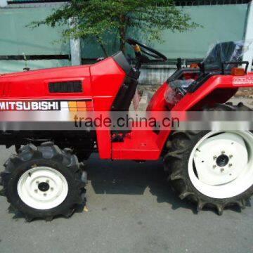 MT16D MITSUBISHI FARM 4 WD TRACTOR