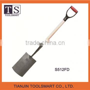 Many different kinds of steel garden shovel with wooden or fiber glass handle
