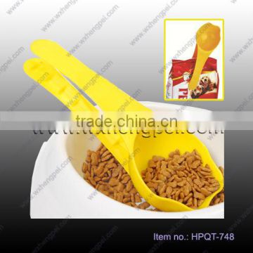 Pet food Spoon with bag clip