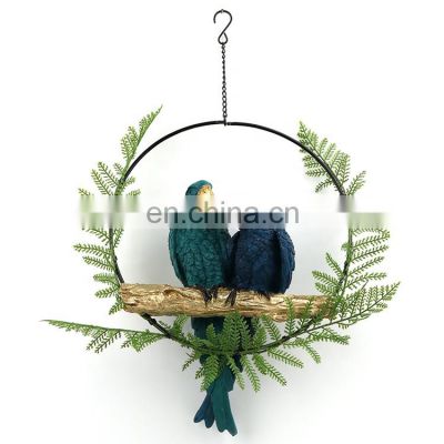 elegant design resin parrot metal ring wall hanging ornament modern home decoration accessories for bedroom
