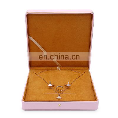 Custom jewelry packaging  pu leather  Pink  Color  Necklace Box Jewelry Box