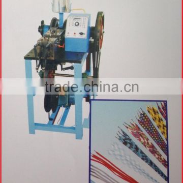Semi-automatic lace heading machine