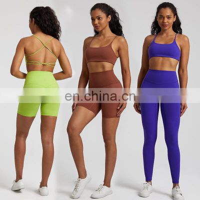 Wholesale Naked Women Sexy Fitness Yoga Outfit Open Back Bra V Back Peach Hip Shorts Leggings Sports Gym Workout Suit Set