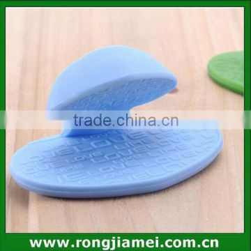 Silicone mini food service tongs for home use
