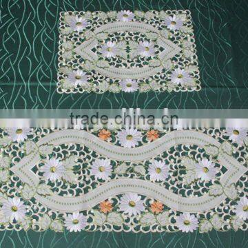 embroidered table runner set