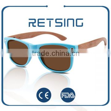 2015 Plastic frame with bamboo pins sunglasses customized with logo for free with polarized lenses