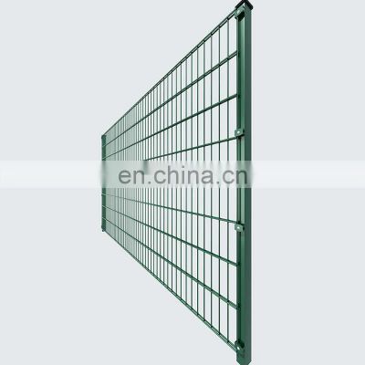 656 Twin Bar Wire Mesh Fence Panel