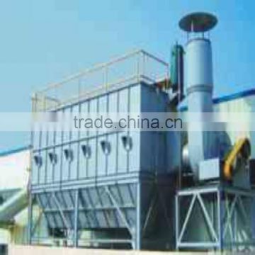 Filtering bag house type dust collector