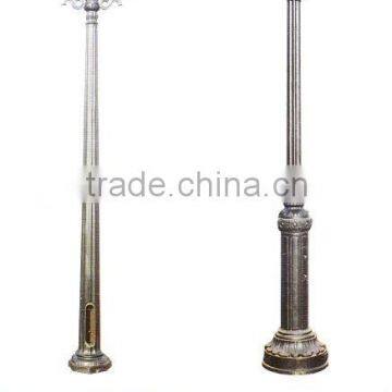 Outdoor lamp pole