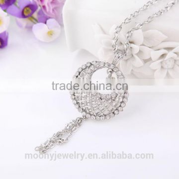 2016 trendy fashion female long necklace beautiful moon crystal couple necklace