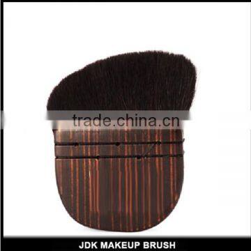 kabuki Comestic blush brush with classical wooden handle