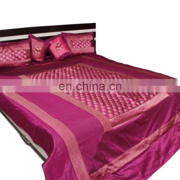 Polyester silk Brocade Bedding Set with Cushion Cover and Pillow Cover