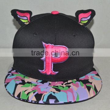 Guangzhou hat factory professional customized hat Tongue shape flat cap