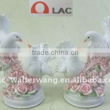 Resin promotional wedding doves