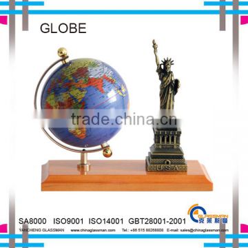 YGL1601-STATUE plastic deskpot globe with wood base