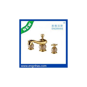 EG-081-2783A beautiful classic 3 holes basin faucet