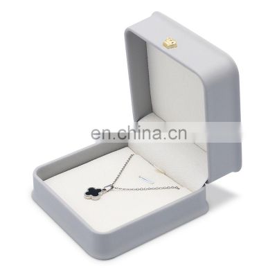 wholesale high quality luxury design lcustom logo travel jewelry box PU leather bangle box