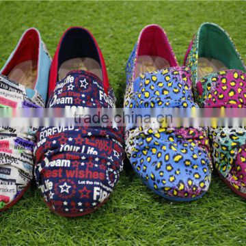 Fashion and cheap printing cloth shoes