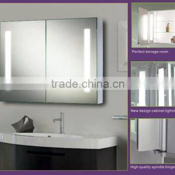 Bathroom shaving cabinet with illuminated mirror