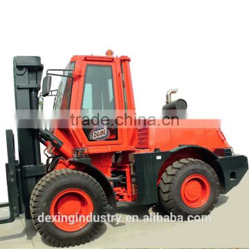 China New 5T Articulated 4WD Rough Terrain Forklift Truck for Sale, Optional 3 stage Mast / Side Shift / Fork Positioner
