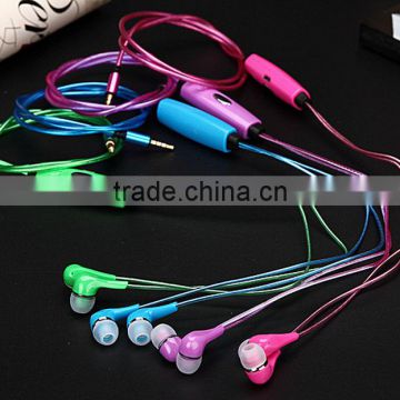 2016 New products handsfree earphone led light up glowing earphone for iphone 6s                        
                                                Quality Choice