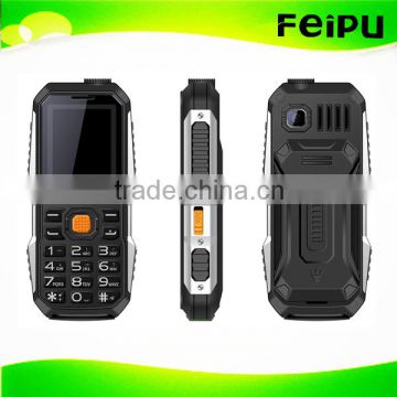 big battery feature mobile phone GSM 1500 mah rugged phone with power bank and strongl torch light