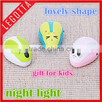 China suppliers promotion colorful lovely mini night lamp light for bedroom and hallawy