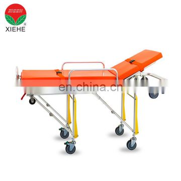 Manual patient transport stretcher for emergency ambulance bed car