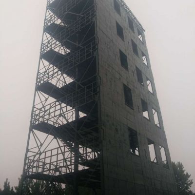 Customized production of steel structure fire training tower manufacturer climbing cross fire tower