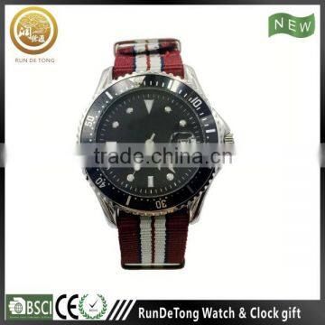 Middle size lens glass aluminous bezel high quality nylon strap watch