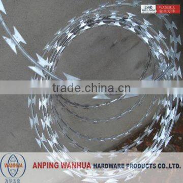 2015 Hot sale razor wire mesh razor barbed wire manufacturer