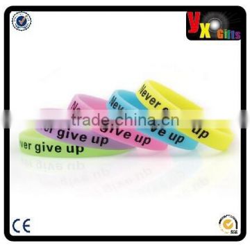 Never Give Up Silicone Wristbands, Glow-in-the-dark Rubber Bracelets(1pc)