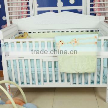 Wooden foldable baby cot