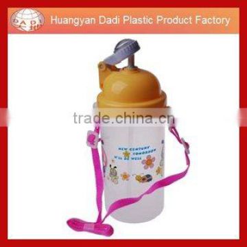 Specialized in the production of drinking plastic bottle for children