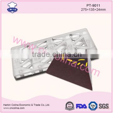 Cutstom 14g 12pcs triangle shape pc magnetic plastic chocolate mold