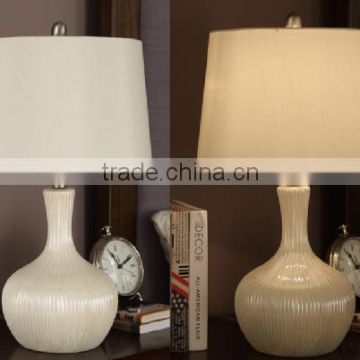 High Quanlity Ceramic Body With Fabric Lampshade Modern Desk Lamp Bedroom Living Room Dining Room Table Lamp