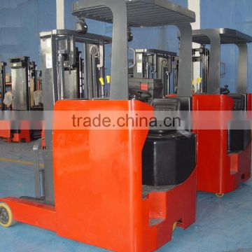 1.5T Electric Reach Forklift Truck-seated