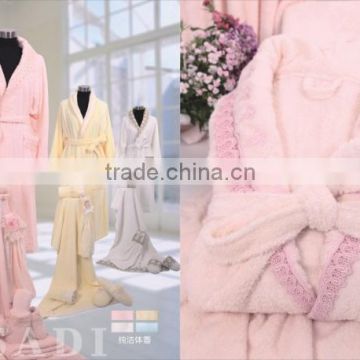 2016 New Wholesale Different Colors of Hotel Bathrobe