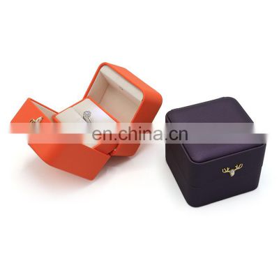 Romance Luxury Customized Pu leather Led Ring Box
