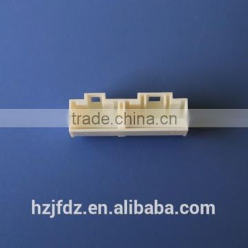 28 Pin pa66 auto electrical connector