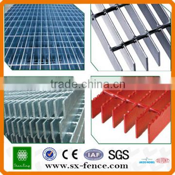 ISO9001galvanized steel grating sheet (made in China )