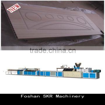 Foshan SKR machinery WPC hollow wood door production machine for PVC extrusion