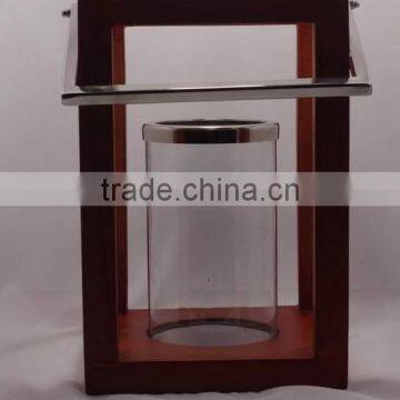 WOOD AND METAL GARDEN LANTERN