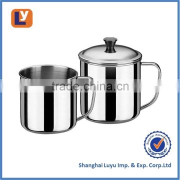 Stainless steel cup with cover