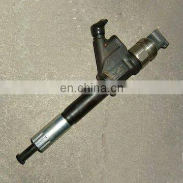 Sinotruk Howo Truck Diesel Engine Parts R61540080017A Fuel Injector Nozzle